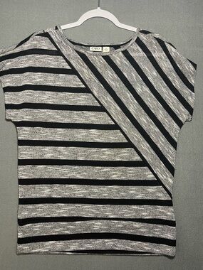 Cato Black Gray Mixed Stripe Top Medium Dolman Sleeve Metallic Stretch